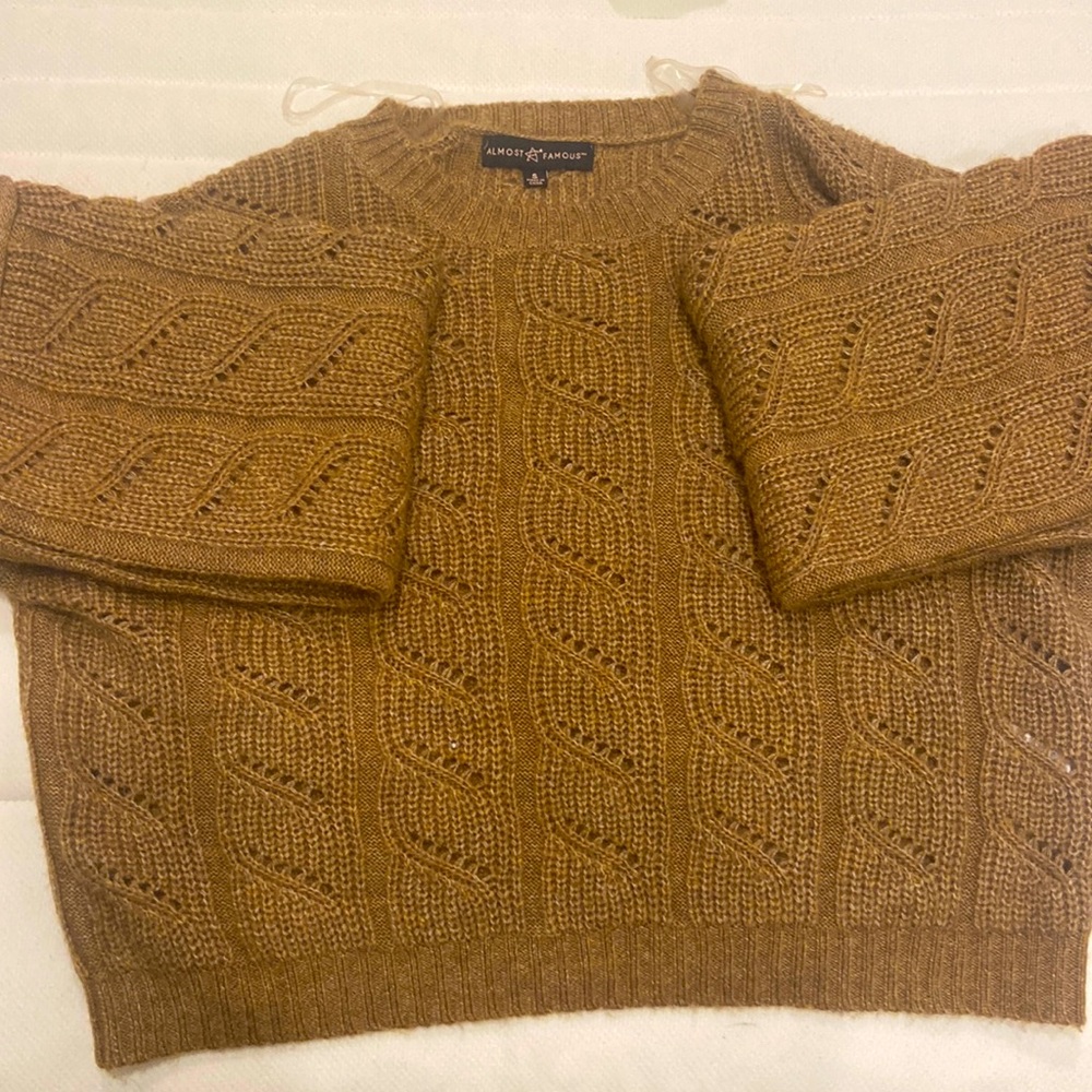 sweater for winter - Picture 1 of 2